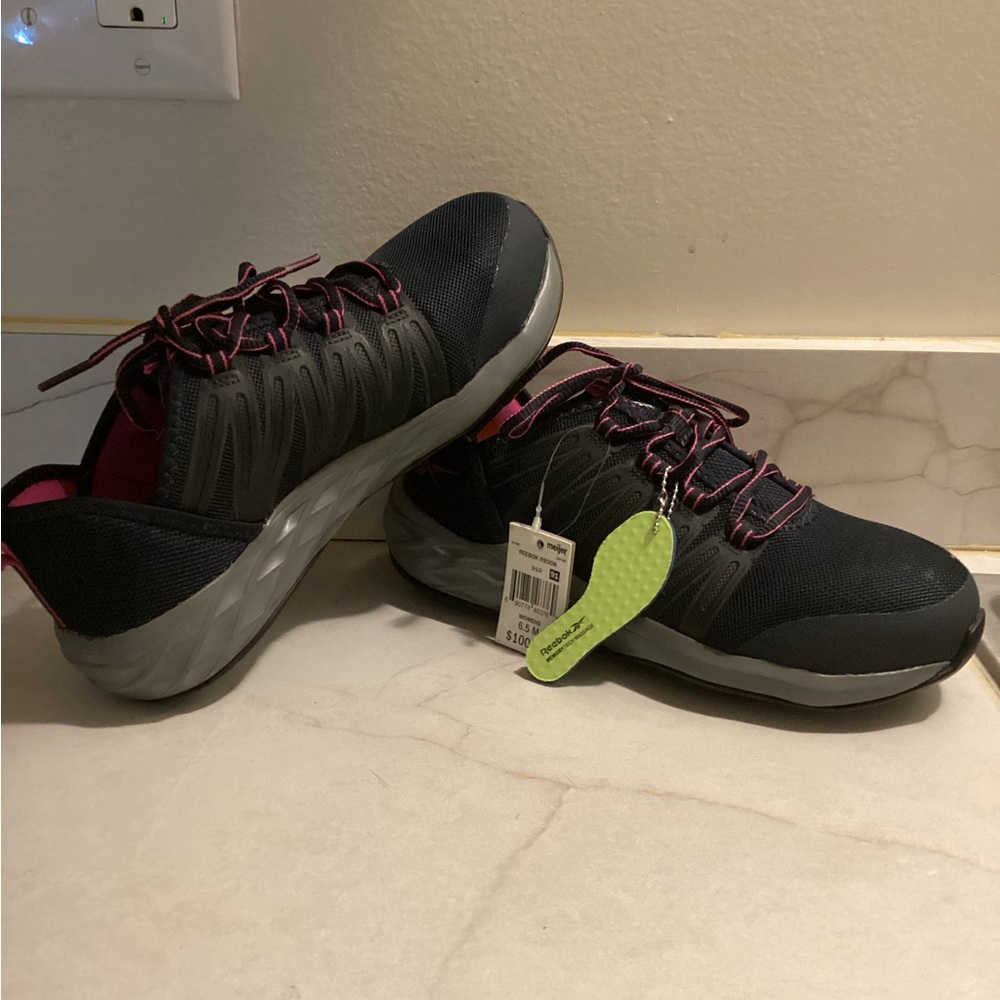 Stylish Women's steel toe Reebox Shoes - Black and Pink